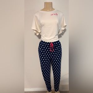 Betsey Johnson Women's two-piece pyjama set